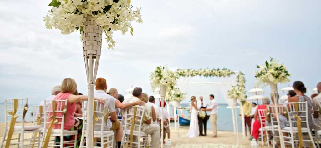 cerimonia nuziale in spiaggia trasferimento ospiti per festa nuziale Amalfi